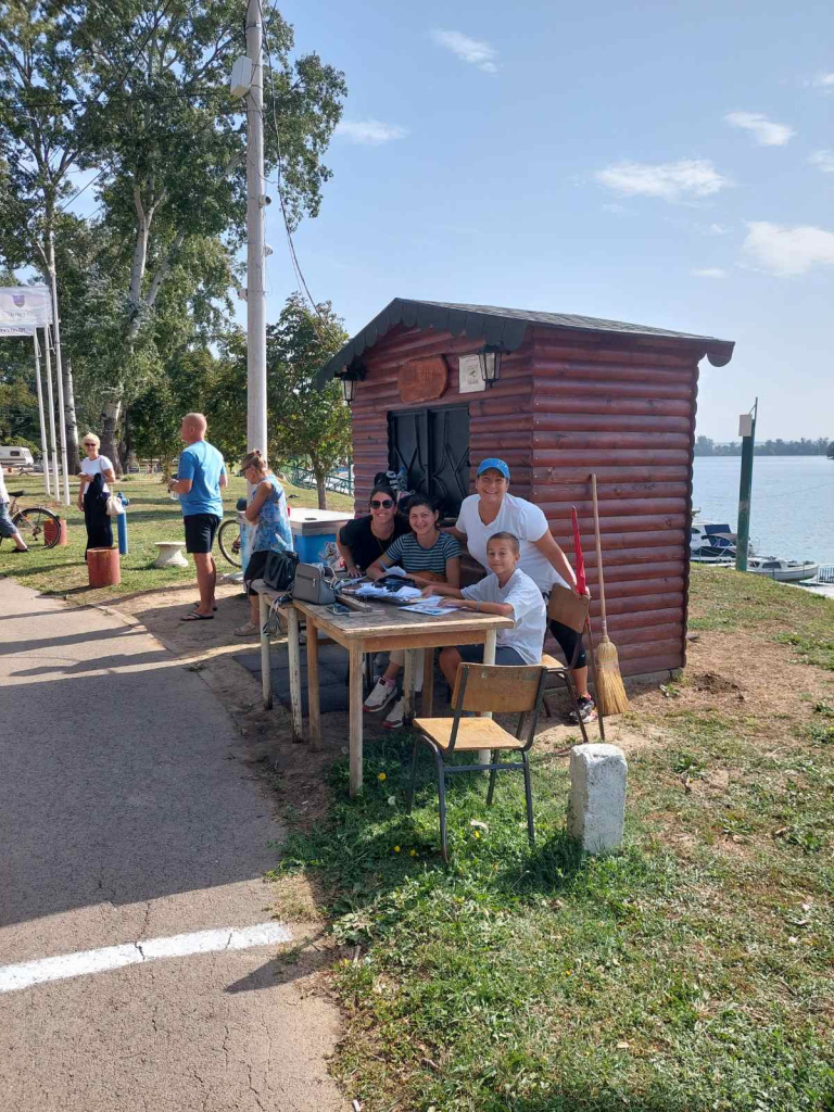 IMG-5c8c7cca84e53da6427e38e5b3a9b19f-V.jpg IMG-5c8c7cca84e53da6427e38e5b3a9b19f-V.jpg